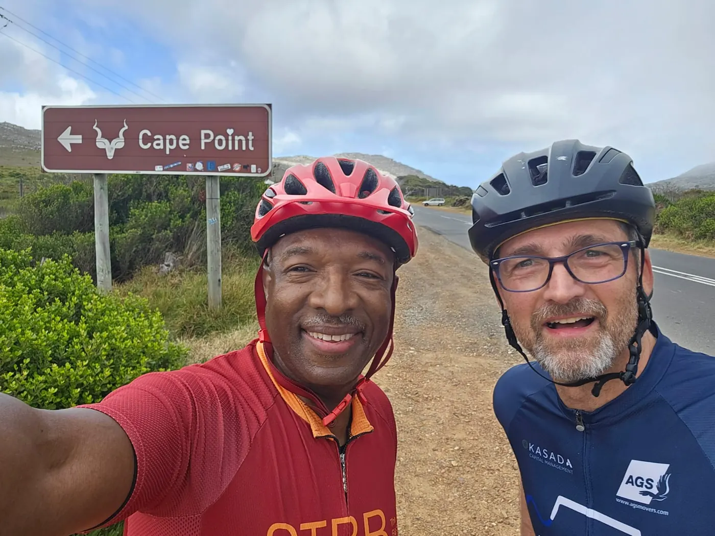 Solly Moeng with a fellow cyclist near Cape Point